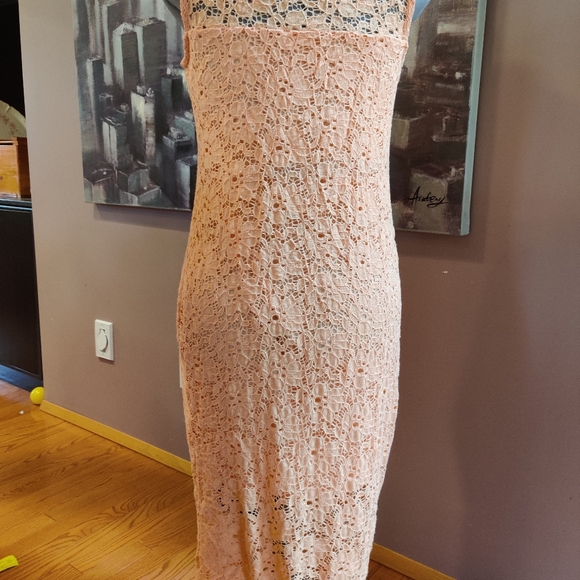 Thyme Maternity Peach Eyelet dress - Picture 6 of 8
